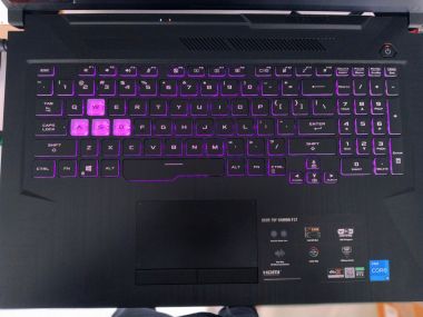 ASUS TUF GAMING F17 FX706HCB i5-11400H 16G 512G 17.3