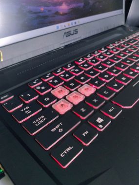 ASUS TUF GAMING F17 FX706HCB i5-11400H 16G 512G 17.3