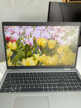 [ Likw new] Dell latitude 5530，Intel Core i7-1270/ RAM 8G / SSD 256G NVMe /màn 15.6