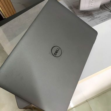 [Like New] Dell Latitude 5540 / Intel Core i5-1345U / Ram 16G / SSD 256G / Màn hình  15.6 FHD /  Màu bạc / Card đồ họa tích hợp Intel Iris Xe Graphics
