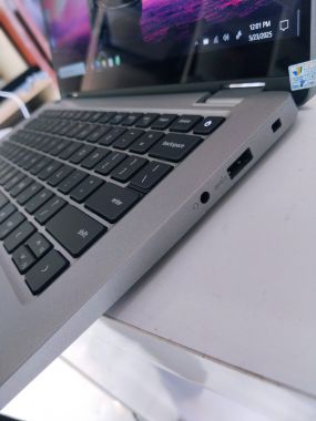 DELL LATITUDE 3340 2in1 i5-1335U | 8G | 256G | 13.3