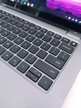 DELL LATITUDE 3340 2in1 i5-1335U | 8G | 256G | 13.3