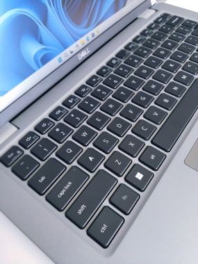 DELL LATITUDE 5440 | i5-1345U | 8GB | 256GB | 14