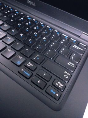 DELL LATITUDE 5480 I5-7300U ram 8G SSD 256G 14