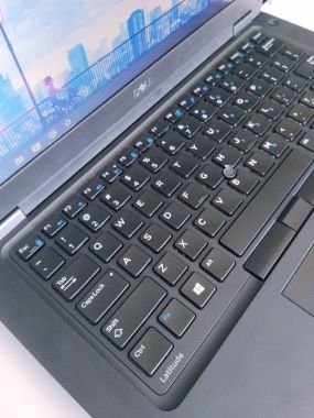 DELL LATITUDE 5480 i7-6600U | 8GB | 256GB | 930MX | 14