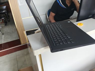 Dell latitude 5490 I5 8250U 8G 256G 14