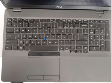 DELL LATITUDE 5520 i5-1145G7 RAM 8GB SSD 256GB 15.6