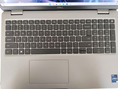 DELL LATITUDE 5540 | i7-1365U | 8GB | 256GB | 15.6