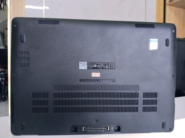 DELL LATITUDE E7470 | i5-6300U | 8GB | 256GB | 14