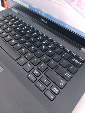 DELL LATITUDE E7470 | i5-6300U | 8GB | 256GB | 14