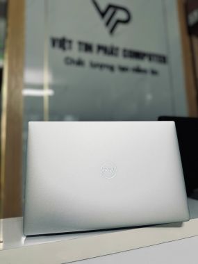Dell XPS 7390 i7-10710U RAM 16G SSD 512G 13.3