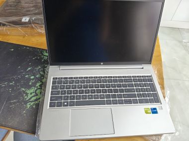 HP PROBOOK 450 G8 i5-1135G7/RAM-8GB/SSD-256G MX450 2G 15.6
