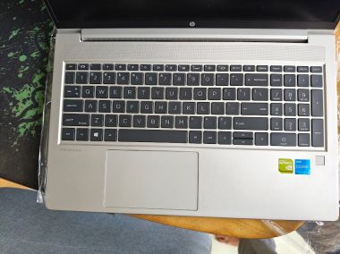 HP PROBOOK 450 G8 i5-1135G7/RAM-8GB/SSD-256G MX450 2G 15.6
