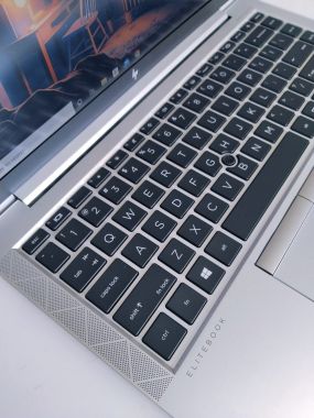 HP ELITEBOOK 840G7 i5-10210U RAM 8G SSD 256G 14