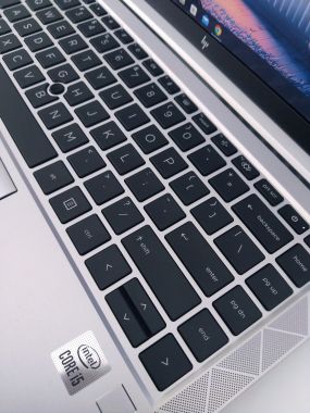 HP ELITEBOOK 840G7 i5-10210U RAM 8G SSD 256G 14
