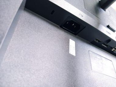 Màn Hình Dell P2722H (27.0 inch - FHD - IPS - 60Hz - 5ms - DisplayPort - HDMI - VGA)