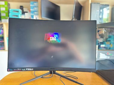 LCD MSI 27
