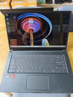 MSI 15 A5M RYZEN5-5500U | 8GB | 512G | 15.6