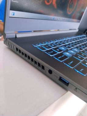 MSI THIN 15 B12VE i7 12650H | 16GB | 1TB | RTX 4050 6G | 15.6