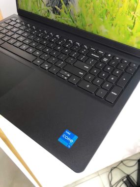 [Like New] Vostro 3510 Intel Core i5-1135G7 / Ram  8G / SSD 256G / Màn hình  15,6